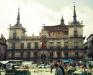 (c) Copyright - Raphael Kessler 2011 - Spain - Leon - Plaza Mayor