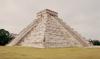 (c) Copyright - Raphael Kessler 2011 - Mexico - Chichen Itza pyramid