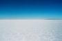 (c) Copyright - Raphael Kessler 2011 - Bolivia - Salar de Uyuni - Deep blue sky